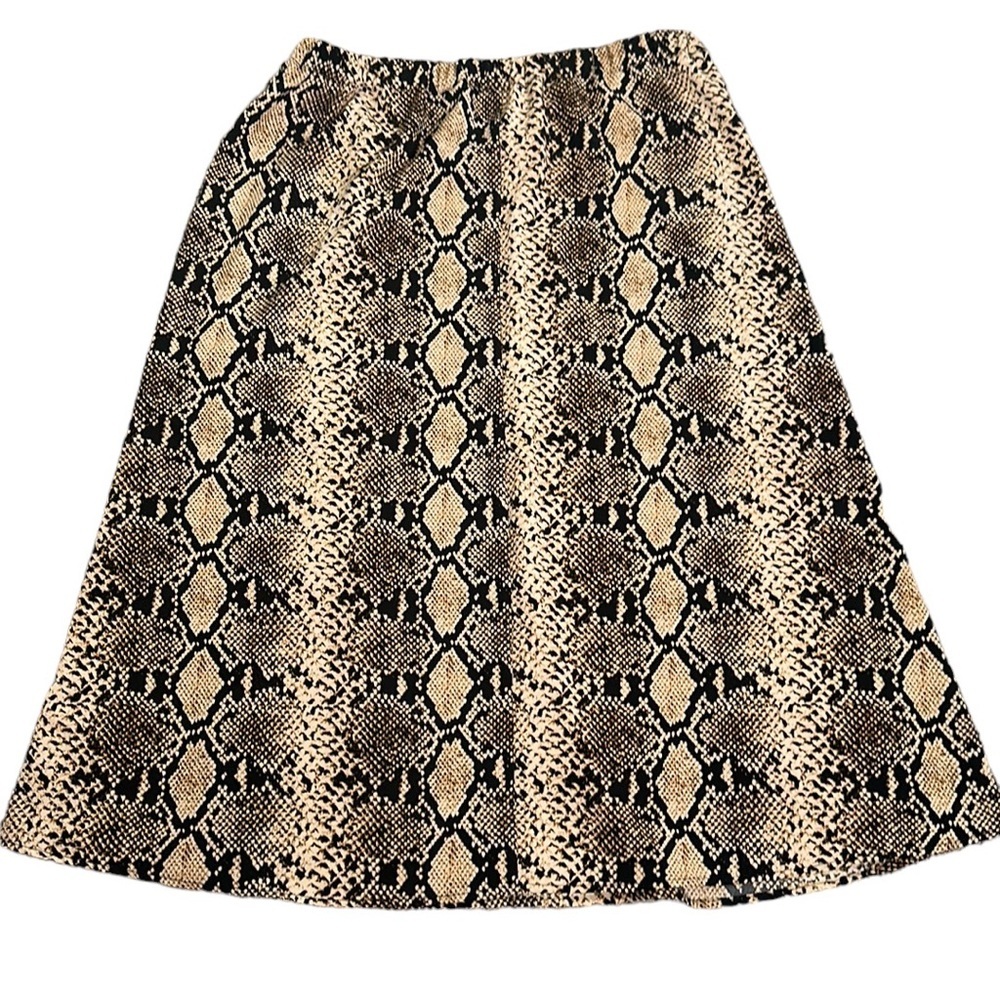 Tahari snake print midi skirt size medium